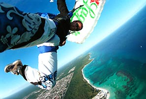 paracaidismo junto al cristo redentor